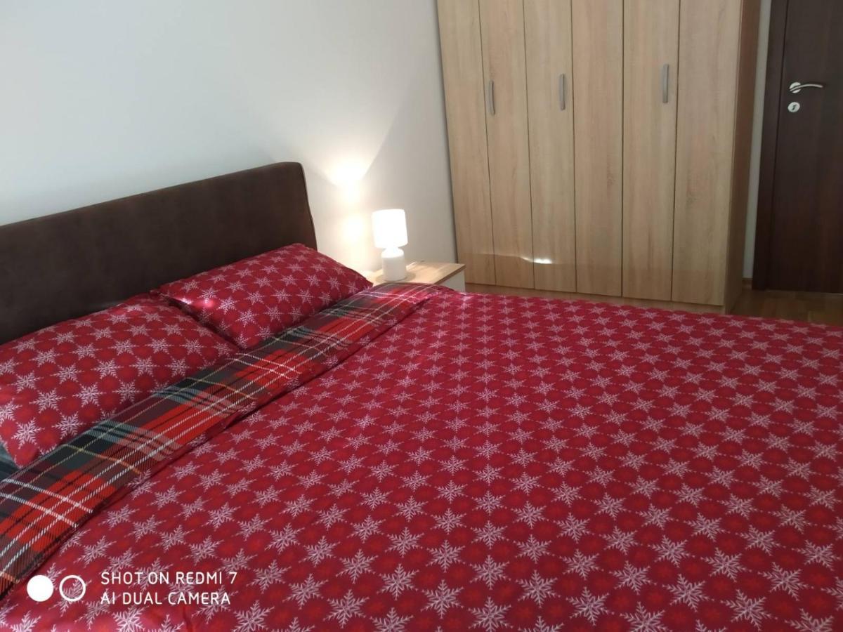 Aga Apartman 波德戈里察 外观 照片
